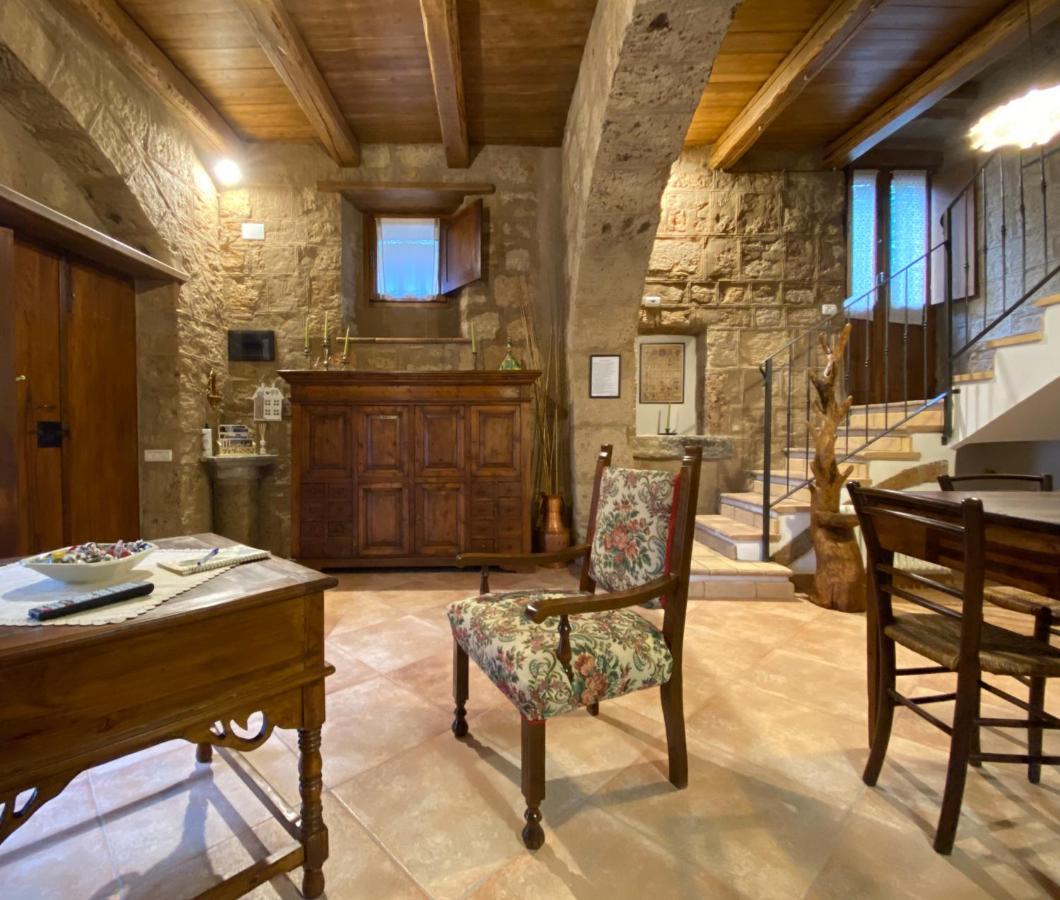 Il Vento E La Ginestra Lejlighed Bagnoregio Eksteriør billede