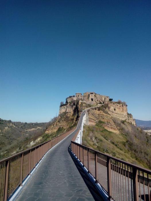 Il Vento E La Ginestra Lejlighed Bagnoregio Eksteriør billede